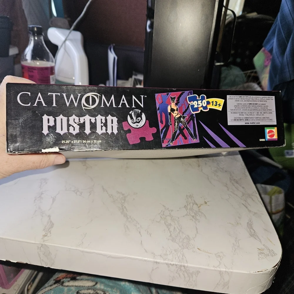 Mattel Catwoman Puzzle - Black and Purple